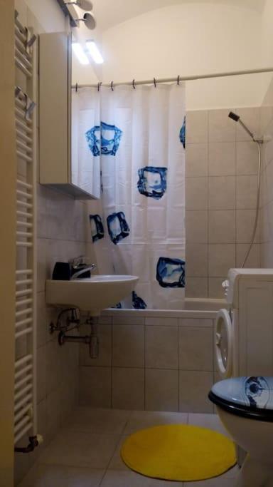 Zagreb Botanical Garden Budget Apartment Exteriör bild