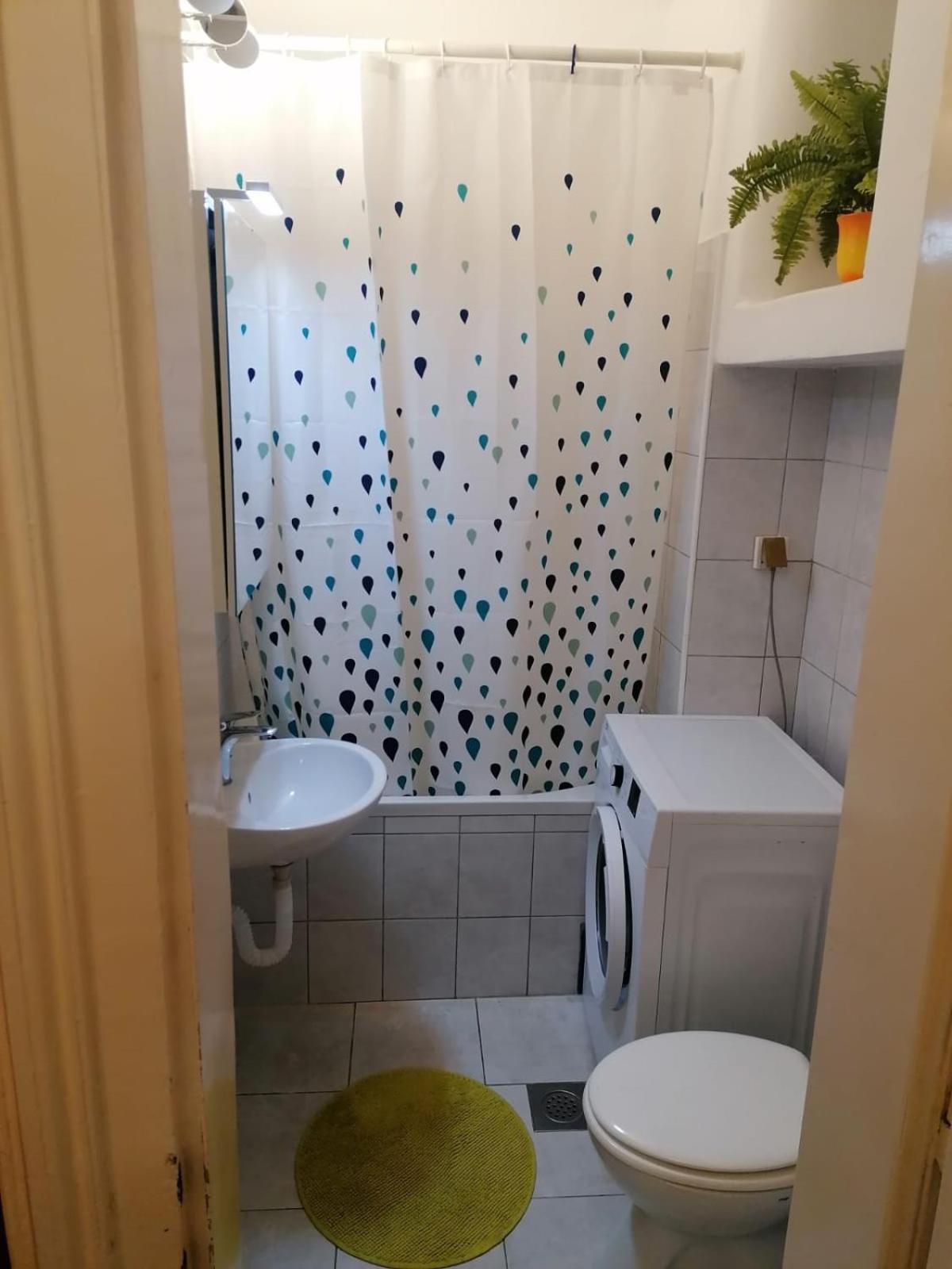 Zagreb Botanical Garden Budget Apartment Exteriör bild